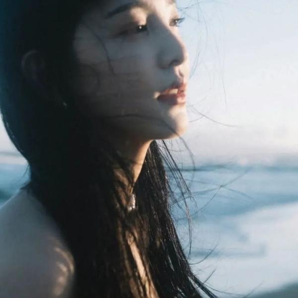 女警